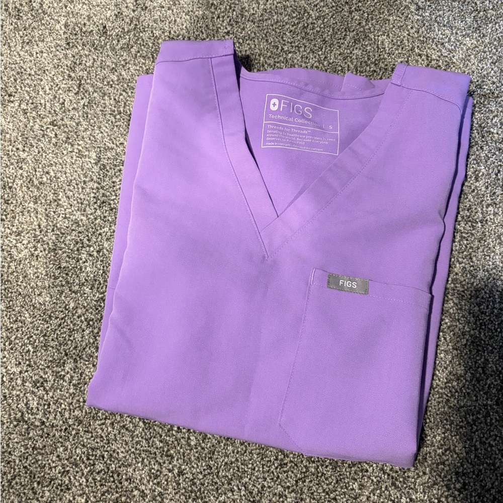 FIGS Lilac Dawn V-Neck Medical Scrub Top